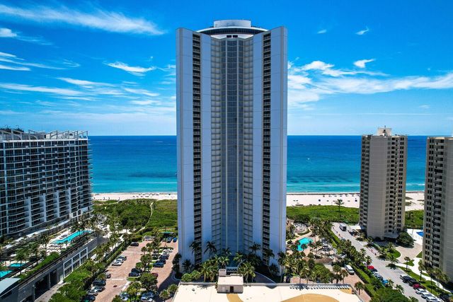 3000 N Ocean Drive 7h, Singer Island, FL 33404