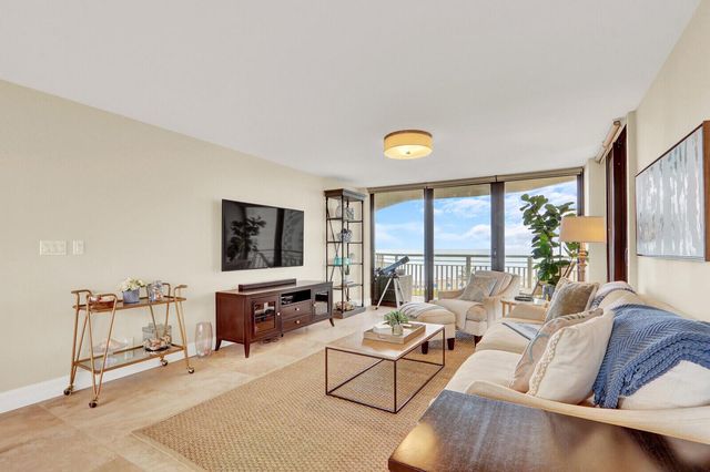 3000 N Ocean Drive 7h, Singer Island, FL 33404