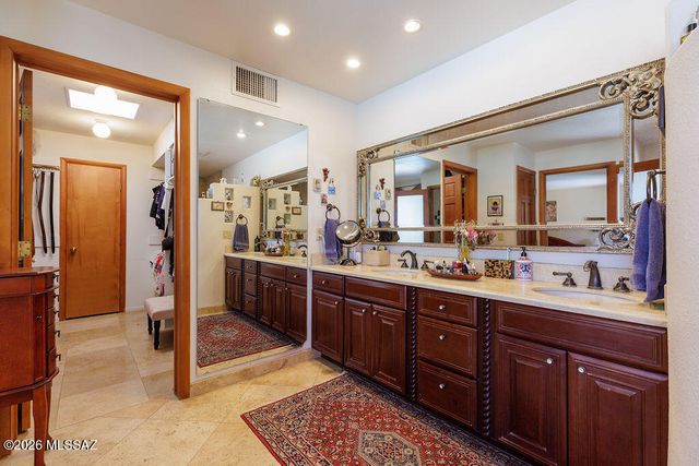 5310 N Calle Bujia, Tucson, AZ 85718