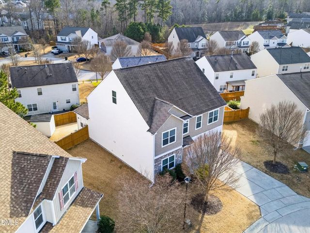 8144 Hovingham Way, Raleigh, NC 27616