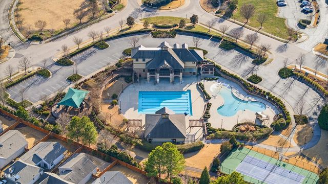 8144 Hovingham Way, Raleigh, NC 27616