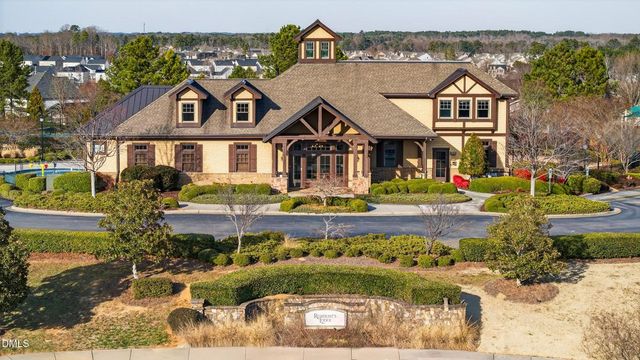 8144 Hovingham Way, Raleigh, NC 27616