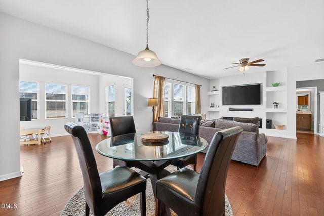 8144 Hovingham Way, Raleigh, NC 27616