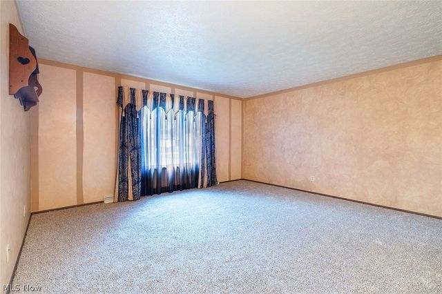 4970 New Road, Austintown, OH 44515