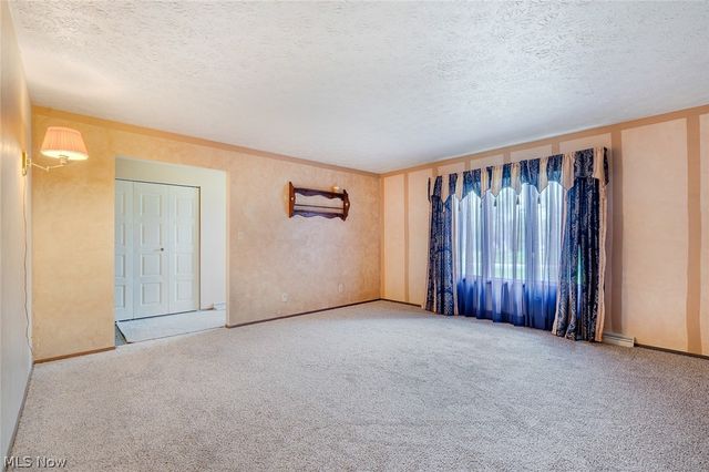 4970 New Road, Austintown, OH 44515