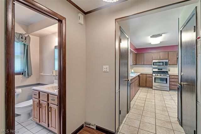 4970 New Road, Austintown, OH 44515