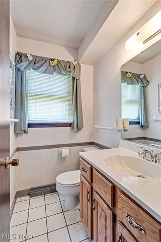 4970 New Road, Austintown, OH 44515