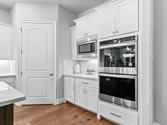 8518 Alford Point Drive, Magnolia, TX 77354