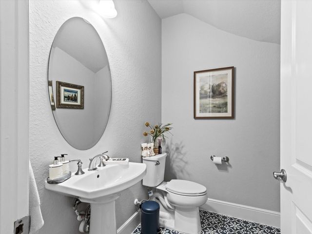 8518 Alford Point Drive, Magnolia, TX 77354