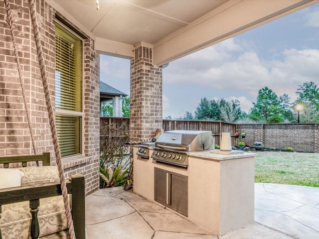 8518 Alford Point Drive, Magnolia, TX 77354