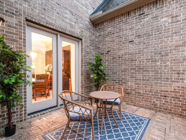 8518 Alford Point Drive, Magnolia, TX 77354