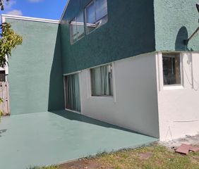 5031 NW 6th Street, Delray Beach, FL 33445