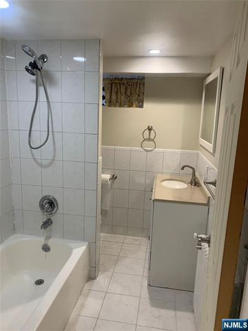 272 Day Avenue, Fairview, NJ 07022