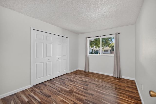 8783 El Toreador Way, Elk Grove, CA 95624