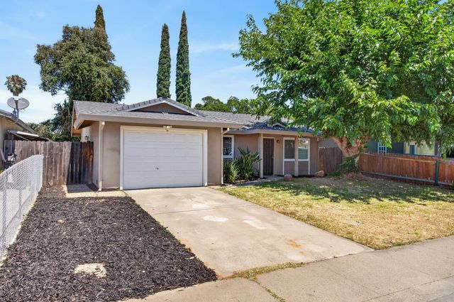 8783 El Toreador Way, Elk Grove, CA 95624