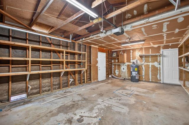 8783 El Toreador Way, Elk Grove, CA 95624