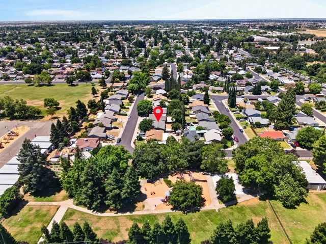 8783 El Toreador Way, Elk Grove, CA 95624