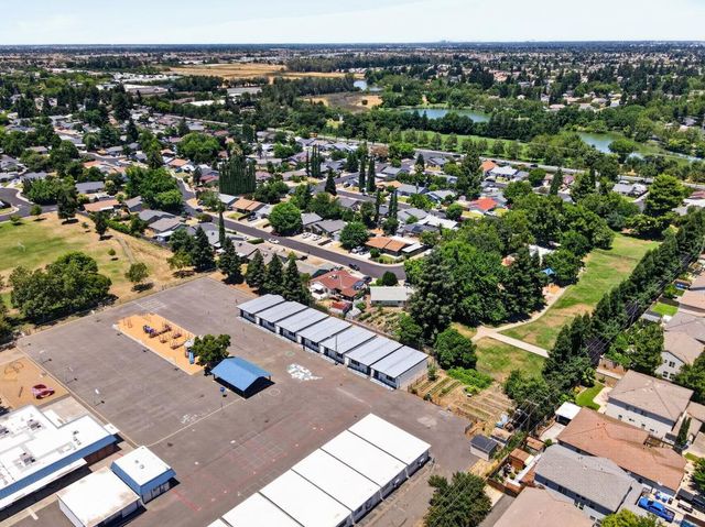 8783 El Toreador Way, Elk Grove, CA 95624