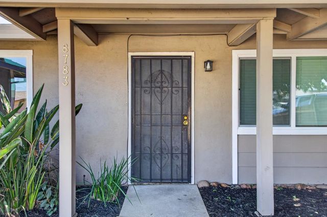 8783 El Toreador Way, Elk Grove, CA 95624