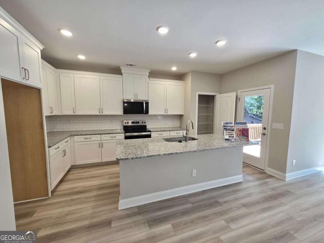 157 Silver Fox Loop, Waleska, GA 30183