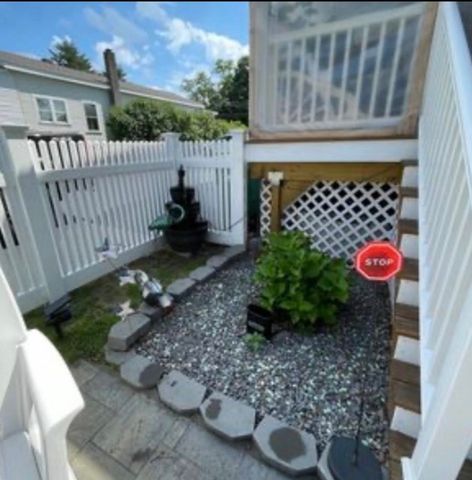 292 Main Street, Fremont, NH 03044