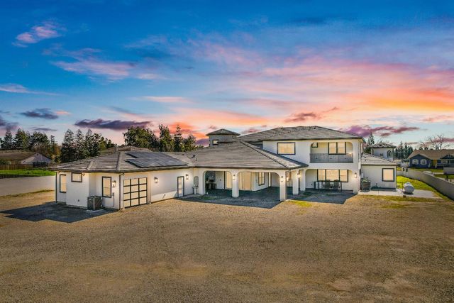 9013 Deleon Ct, Elk Grove, CA 95624