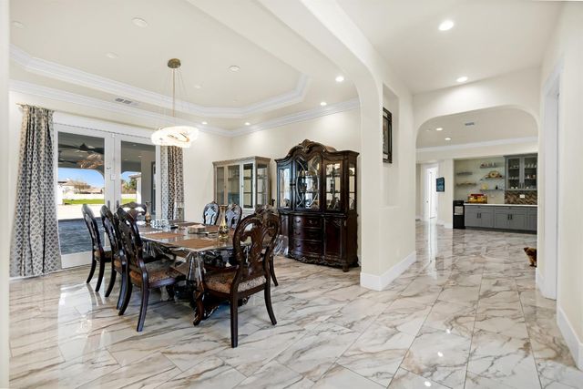 9013 Deleon Ct, Elk Grove, CA 95624