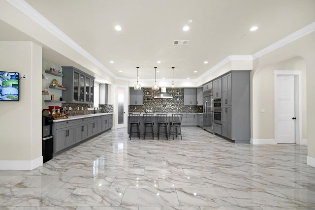 9013 Deleon Ct, Elk Grove, CA 95624