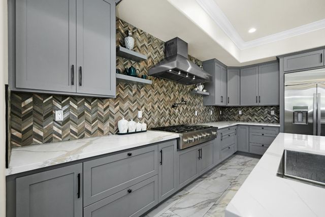 9013 Deleon Ct, Elk Grove, CA 95624