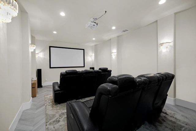 9013 Deleon Ct, Elk Grove, CA 95624