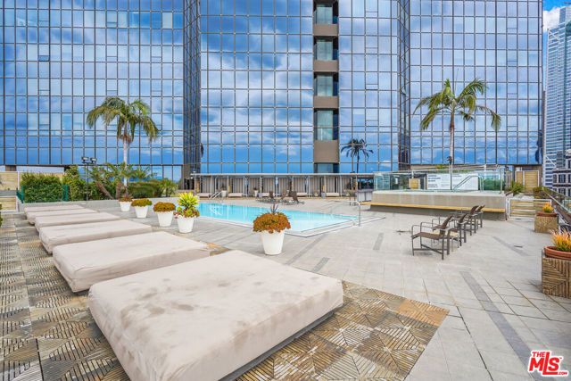 1100 Wilshire Boulevard 2610, Los Angeles, CA 90017