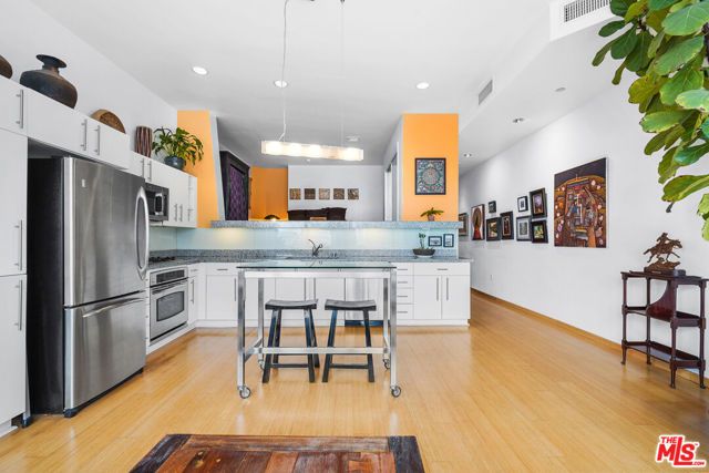 1100 Wilshire Boulevard 2610, Los Angeles, CA 90017