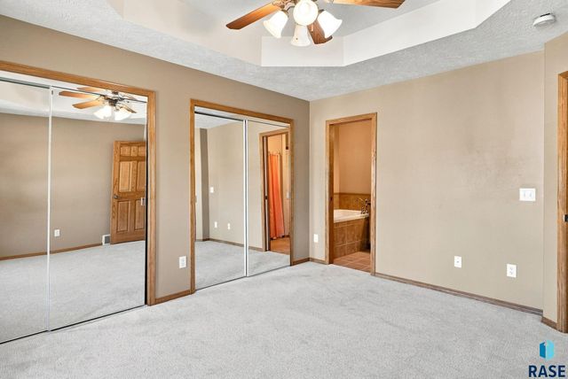 7609 W Stanford Dr Drive, Sioux Falls, SD 57106