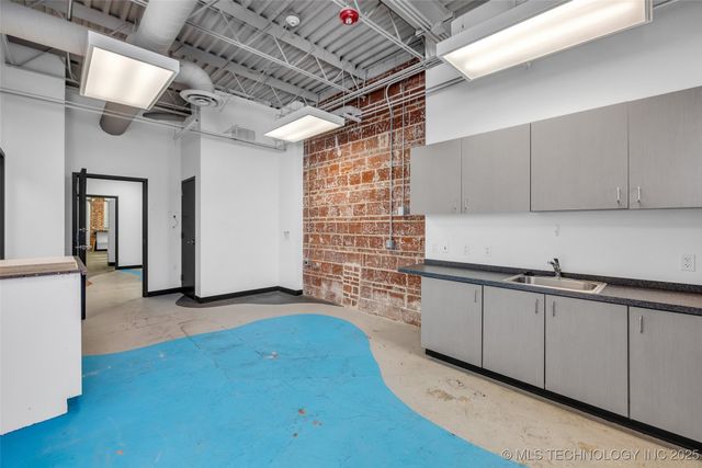 2514 E 15th Street, Tulsa, OK 74104