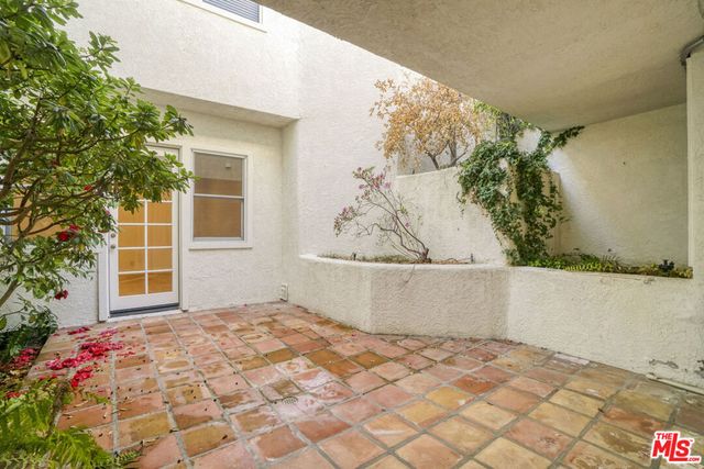 2020 Palisades Drive, Pacific Palisades, CA 90272