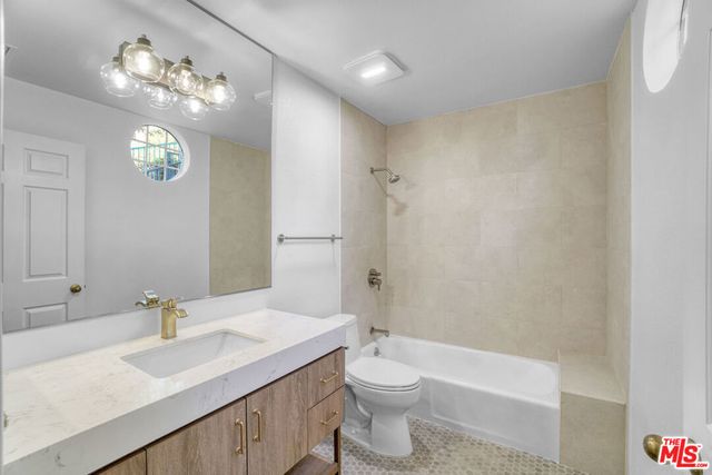 2020 Palisades Drive, Pacific Palisades, CA 90272