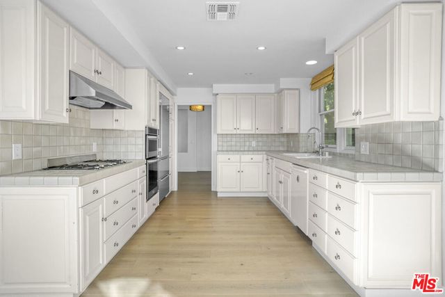 2020 Palisades Drive, Pacific Palisades, CA 90272