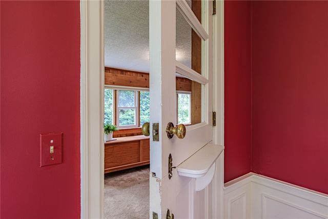 211 Windemere Road, Rochester, NY 14610