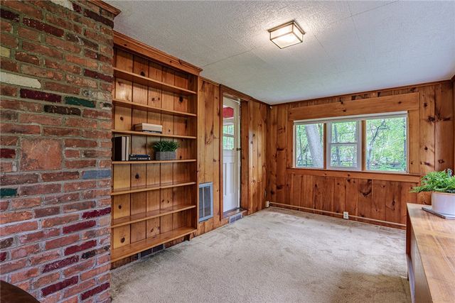 211 Windemere Road, Rochester, NY 14610
