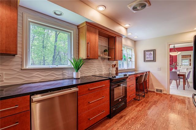 211 Windemere Road, Rochester, NY 14610