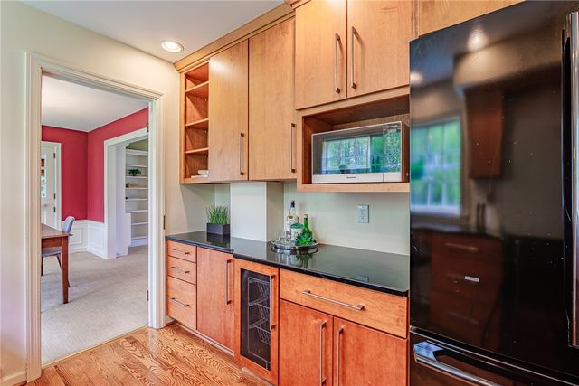 211 Windemere Road, Rochester, NY 14610