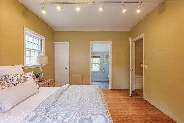 211 Windemere Road, Rochester, NY 14610