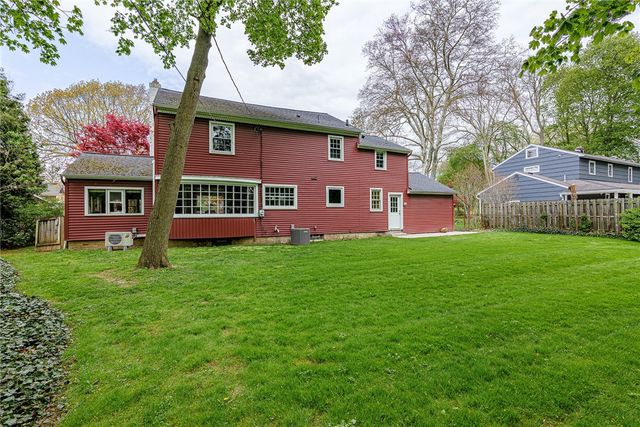 211 Windemere Road, Rochester, NY 14610