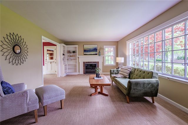 211 Windemere Road, Rochester, NY 14610