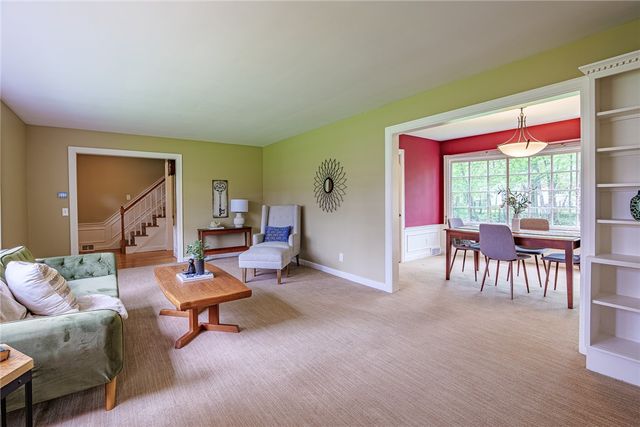 211 Windemere Road, Rochester, NY 14610