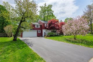 211 Windemere Road, Rochester, NY 14610