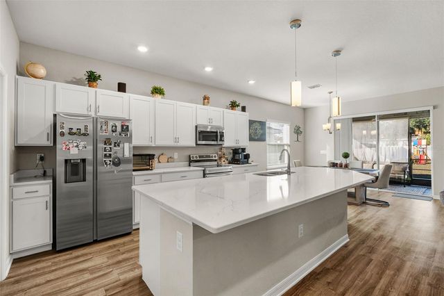 1056 ARUBA AVENUE, Mulberry, FL 33860