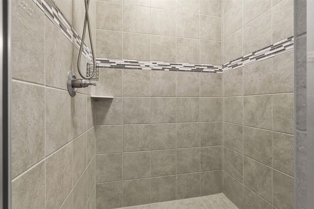 1056 ARUBA AVENUE, Mulberry, FL 33860