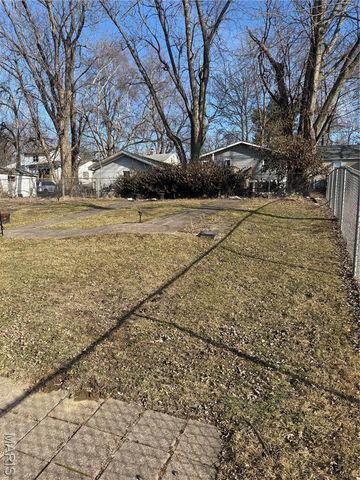 3716 Adie Road, St Ann, MO 63074