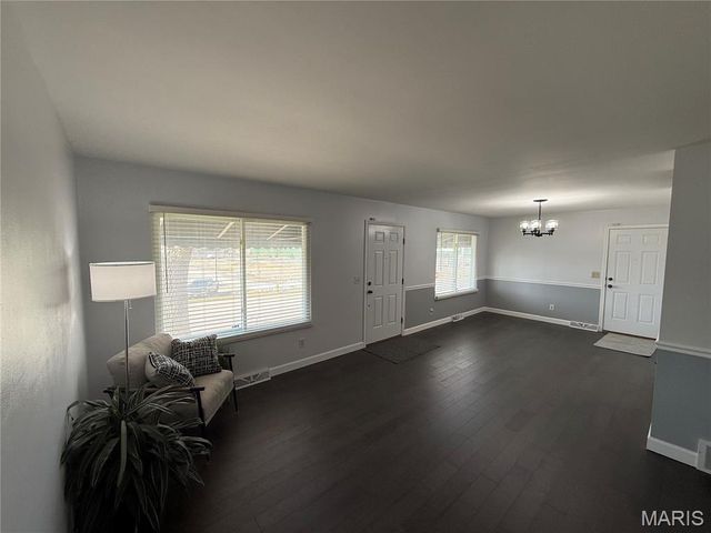 3716 Adie Road, St Ann, MO 63074